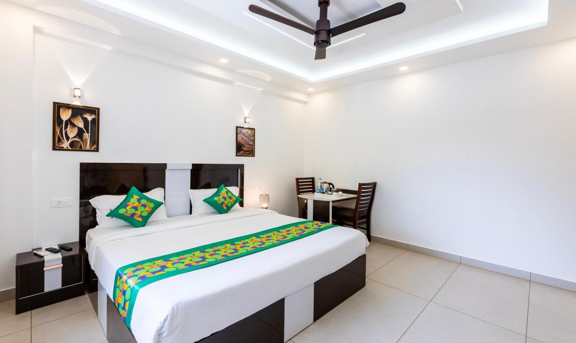 Готель Treebo Premium Cochin Airport, 5 Min From Cochin Airport Kochi Екстер'єр фото