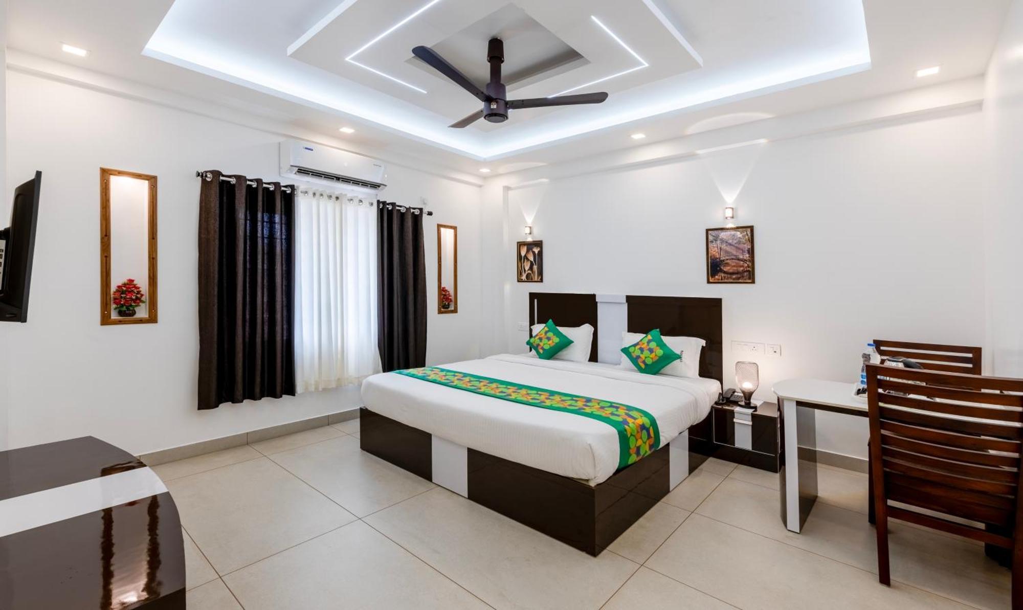 Готель Treebo Premium Cochin Airport, 5 Min From Cochin Airport Kochi Екстер'єр фото